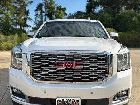 Used 2020 GMC Yukon XL Denali w/ Open Road Package RWD image 9