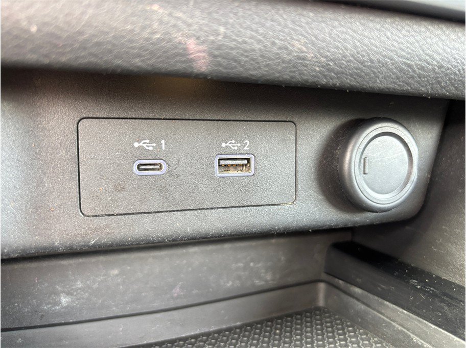 Used 2021 Nissan Rogue SV w/ Premium Package FWD image 30