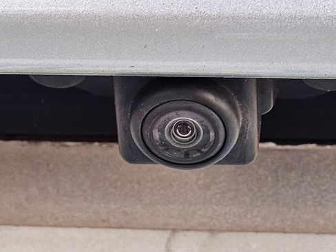 Used 2024 Nissan Rogue S image 10