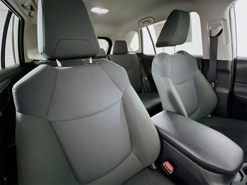 Used 2024 Toyota RAV4 LE image 24