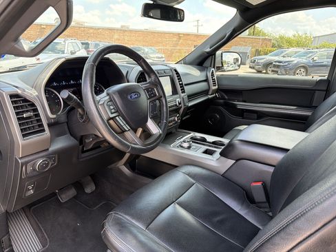 Used 2020 Ford Expedition XLT RWD image 23