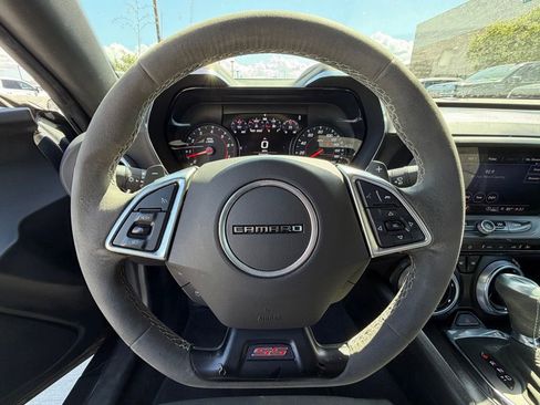 Used 2022 Chevrolet Camaro SS RWD image 13