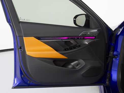 Used 2025 BMW M5 Touring w/ M Driver's Package image 10