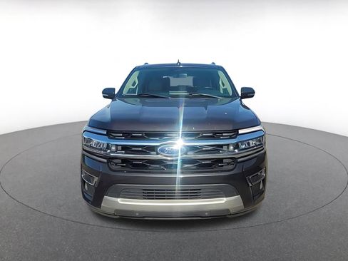 Used 2024 Ford Expedition Limited image 2