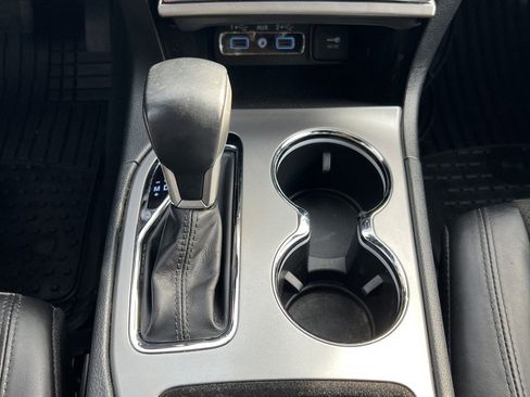 Used 2020 Jeep Grand Cherokee Altitude image 28