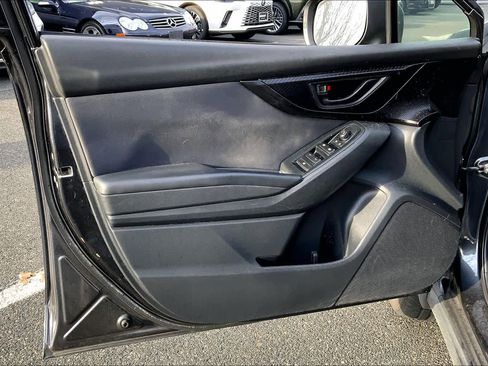 Used 2018 Subaru Crosstrek 2.0i Premium image 22