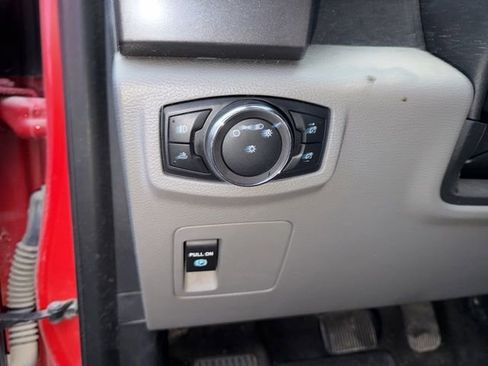 Used 2018 Ford F150 XLT w/ Max Trailer Tow Package image 39