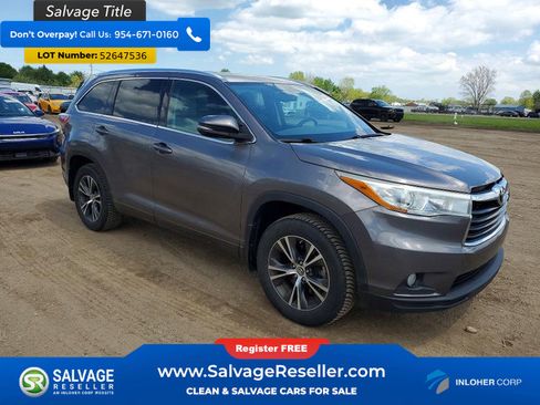 Used 2016 Toyota Highlander XLE AWD/4WD image 5
