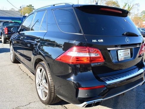 Used 2015 Mercedes-Benz ML 63 AMG 4MATIC image 13