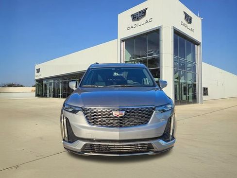 New 2025 Cadillac XT6 Premium Luxury w/ Technology Package image 2