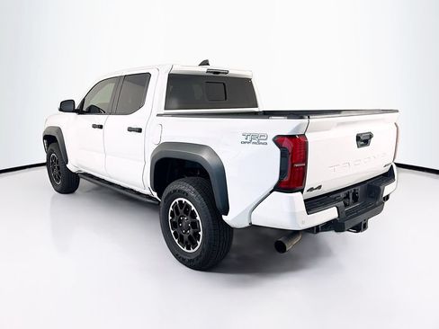 Used 2025 Toyota Tacoma Limited AWD/4WD image 7