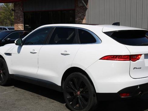 Used 2020 Jaguar F-PACE Premium AWD/4WD image 4