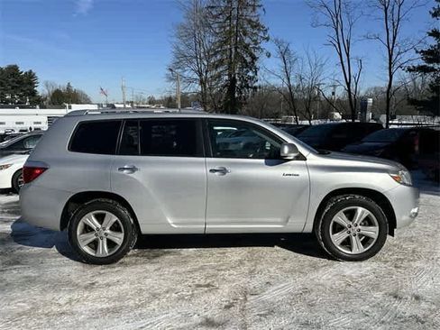 Used 2010 Toyota Highlander Limited image 3