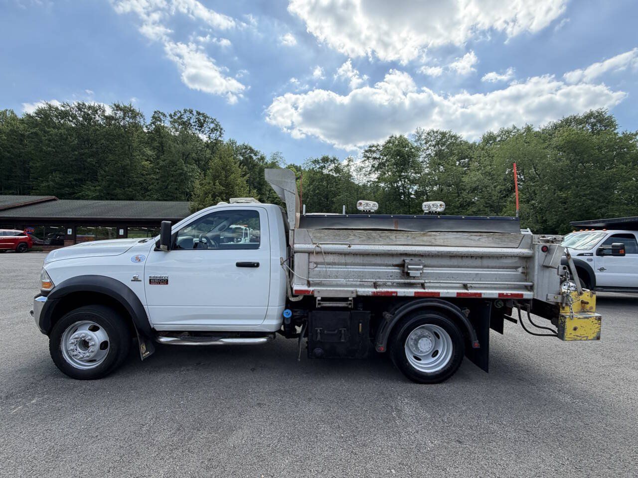 Used 2011 RAM 5500 4x4 Regular Cab w/ PWR Accessory Group image 4