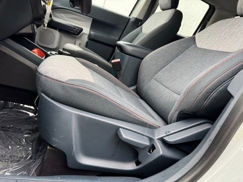 Certified 2023 Ford Maverick XLT FWD image 8