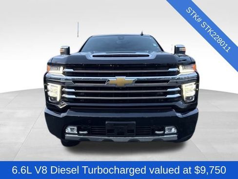 Used 2022 Chevrolet Silverado 3500 High Country w/ Z71 Off-Road Package image 2