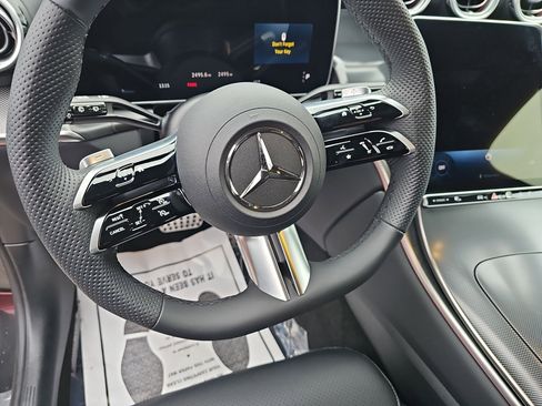 Certified 2025 Mercedes-Benz GLC 300 4MATIC image 18