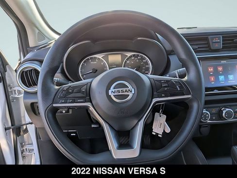 Used 2022 Nissan Versa S w/ Trunk Package FWD image 11