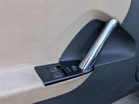 Used 2007 Saturn Sky w/ Premium Trim Pkg image 14