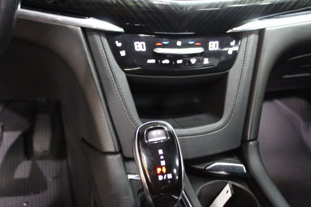 Used 2020 Cadillac XT6 Premium Luxury AWD/4WD image 20