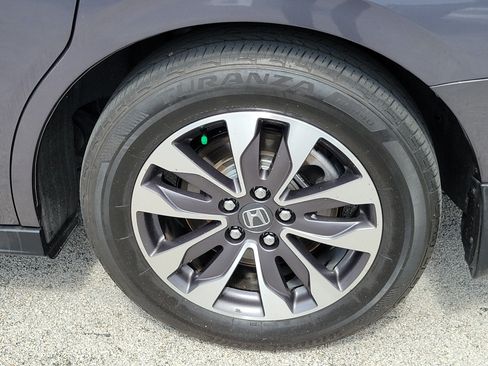 Certified 2024 Honda Odyssey EX-L image 8