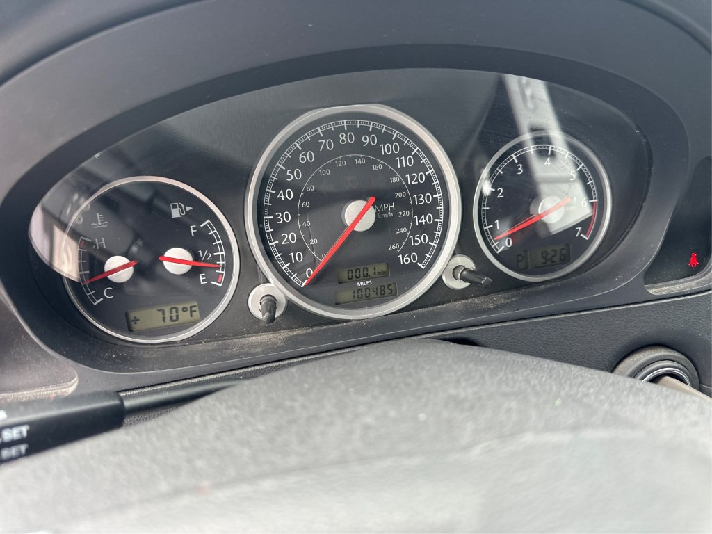 Used 2005 Chrysler Crossfire Limited RWD image 23