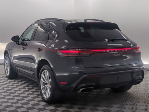 Certified 2026 Porsche Macan AWD/4WD image 3