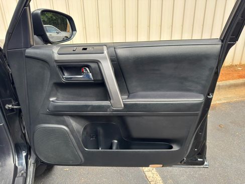 Used 2021 Toyota 4Runner SR5 RWD image 34