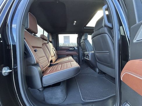 Used 2024 GMC Sierra 2500 Denali Ultimate image 26