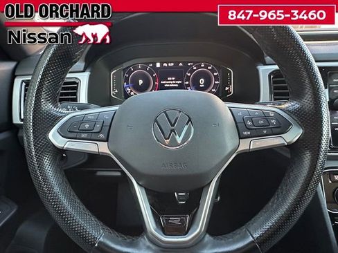 Used 2022 Volkswagen Atlas Cross Sport SEL R-Line image 22