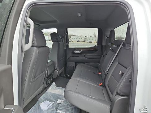 New 2026 GMC Sierra 1500 Elevation image 8