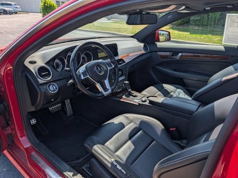 Used 2012 Mercedes-Benz C 350 4MATIC Coupe image 4