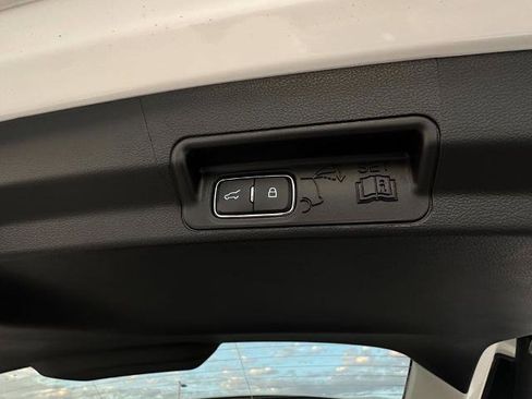 New 2026 Ford Explorer Active w/ Active Comfort Package image 32