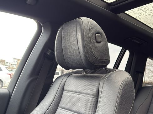 Used 2020 Mercedes-Benz GLS 450 4MATIC image 23