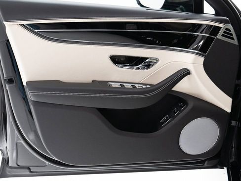 New 2026 Bentley Flying Spur Plug-In Hybrid AWD/4WD image 11