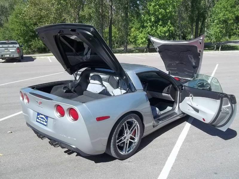 Used 2006 Chevrolet Corvette Coupe w/ Preferred Equipment Group RWD image 29
