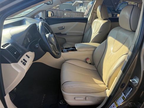 Used 2009 Toyota Venza FWD V6 4dr Crossover image 10