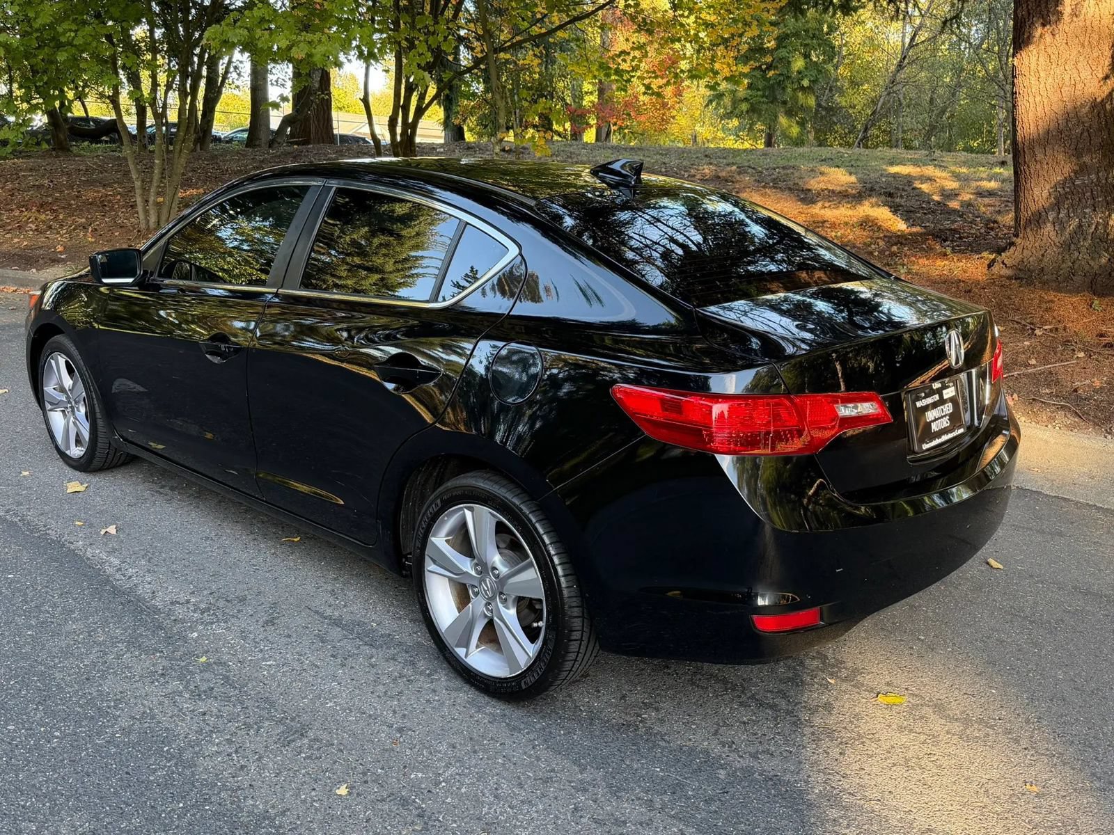 Used 2014 Acura ILX FWD image 12