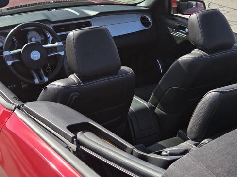 Used 2011 Ford Mustang Premium w/ Electronics Pkg image 2