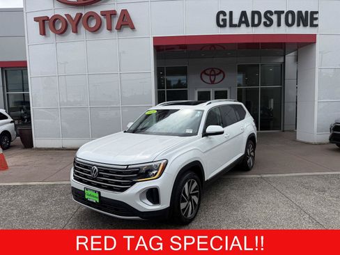 Used 2025 Volkswagen Atlas SEL AWD/4WD image 1