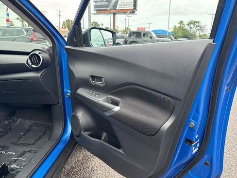 Used 2024 Nissan Kicks SV FWD image 24