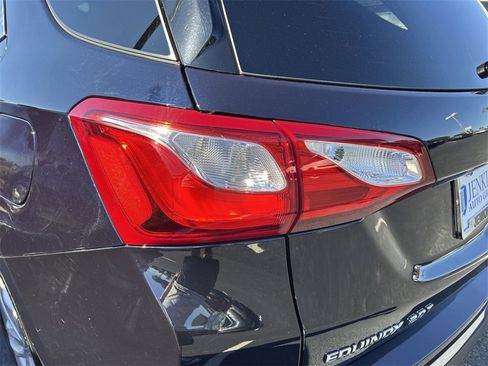 Used 2020 Chevrolet Equinox Premier image 21