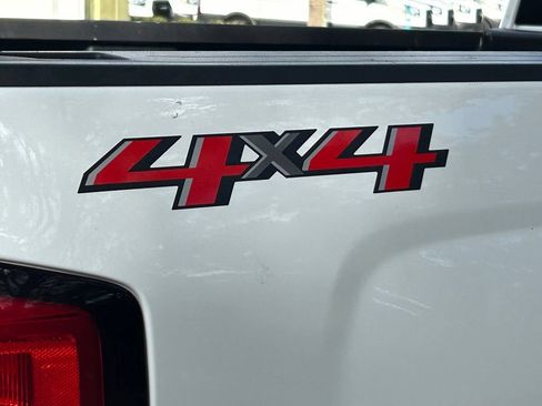 Used 2019 Chevrolet Silverado 1500 LT AWD/4WD image 22