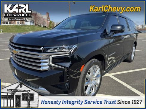 Used 2024 Chevrolet Suburban High Country w/ Advanced Technology Package image 1