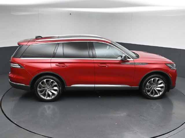 Certified 2025 Lincoln Aviator Reserve w/ Illumination Package AWD/4WD image 54
