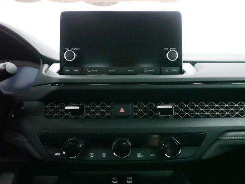 Used 2023 Honda Accord EX image 21