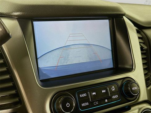Used 2020 Chevrolet Suburban LT AWD/4WD image 14