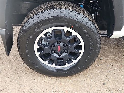 New 2025 Toyota Tacoma TRD Off-Road image 5