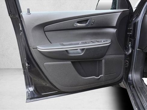 Used 2011 GMC Acadia SL w/ Preferred Package FWD image 11