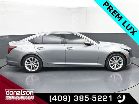 Used 2025 Cadillac CT5 Premium Luxury image 2